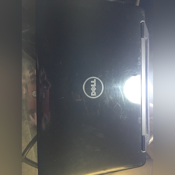 Dell Inspiron 3520 laptop